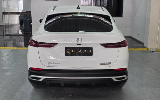 imagem-https://www.socarrao.com.br/sc-vehicle-images-prod/4188629/1790686931220-8505551_15_B_2ec01d6a65.jpeg