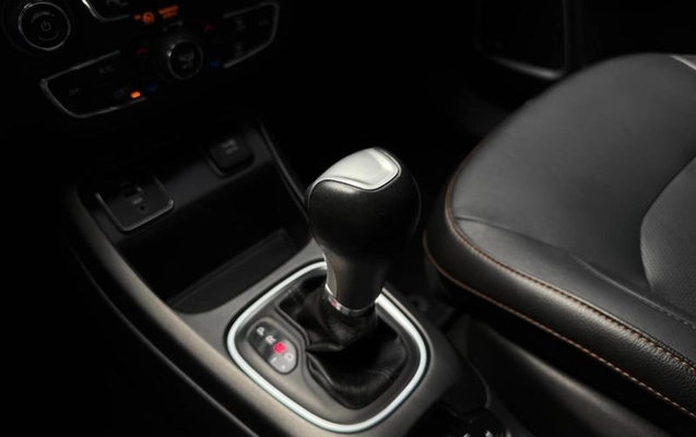imagem-https://www.socarrao.com.br/sc-vehicle-images-prod/4188669/1790687052412-8516489_3_B_9659ba5ddc.jpeg