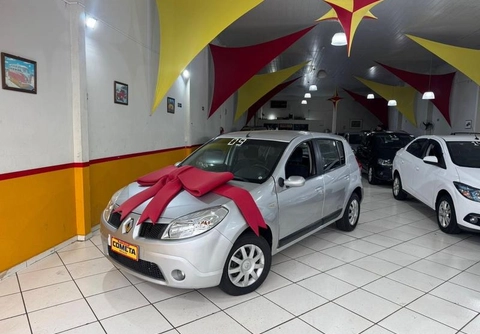 Renault Sandero 2008 Prata — foto 1 de 3