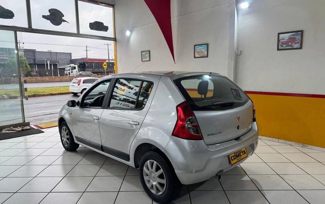 imagem-https://www.socarrao.com.br/sc-vehicle-images-prod/4188671/1790687066754-7344192_13_B_fded6c5a8c.jpeg