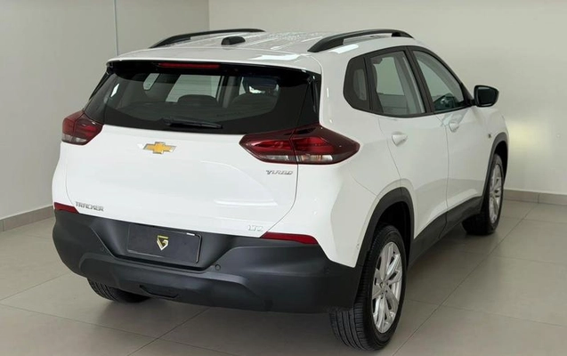 imagem-https://www.socarrao.com.br/sc-vehicle-images-prod/4188760/1790687176725-8518614_5_B_558e857ba0.jpeg