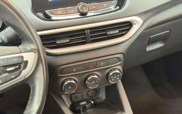 imagem-https://www.socarrao.com.br/sc-vehicle-images-prod/4188760/1790687176752-8518614_18_B_95a5e8b418.jpeg