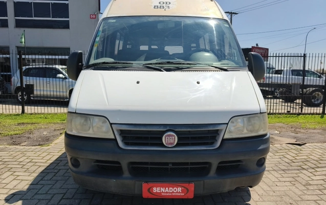 imagem-https://www.socarrao.com.br/sc-vehicle-images-prod/4188786/1790687209688-7dJKScJ7TfzNmckVwJxm55zIwz4ULmP9.jpg