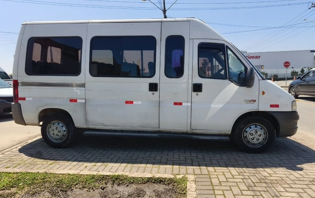 imagem-https://www.socarrao.com.br/sc-vehicle-images-prod/4188786/1790687209692-FCPVB87UeRT8yXYBeRUe4n8ZvYbdQe9B.jpg