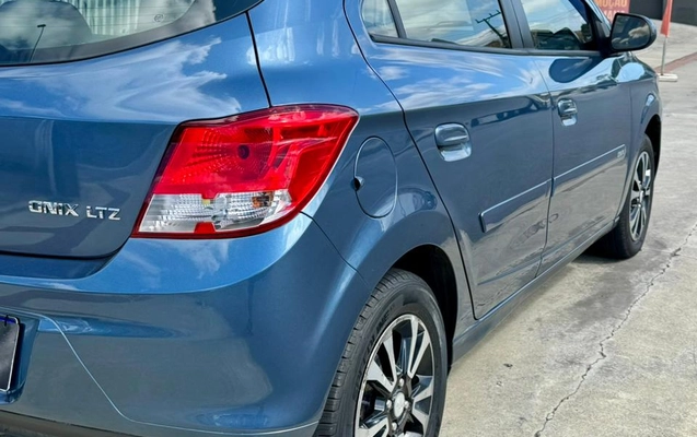 imagem-https://www.socarrao.com.br/sc-vehicle-images-prod/41889/1778703369623-003_b53b7142b8a52728cbd3a67468e41b4a.jpeg