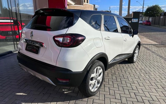imagem-https://www.socarrao.com.br/sc-vehicle-images-prod/4188933/1790687494497-7930357_4_B_fabab3b7a6.jpeg