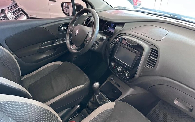 imagem-https://www.socarrao.com.br/sc-vehicle-images-prod/4188933/1790687494504-7930357_8_B_6bc0bc824a.jpeg