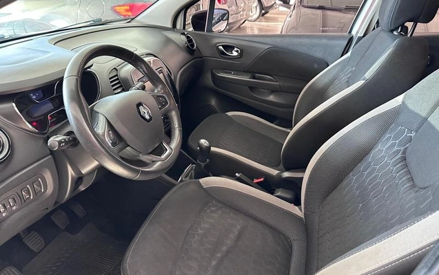 imagem-https://www.socarrao.com.br/sc-vehicle-images-prod/4188933/1790687494505-7930357_9_B_c7b79aab25.jpeg