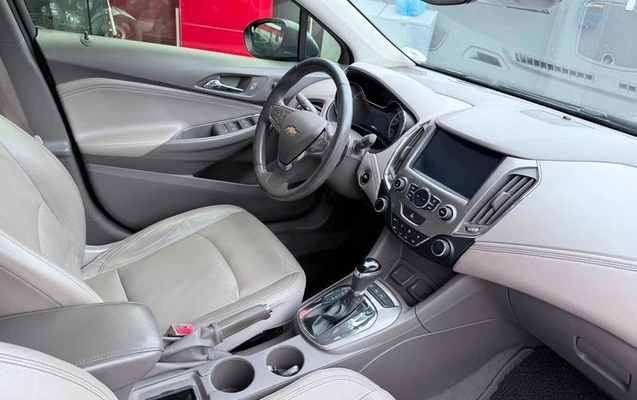 imagem-https://www.socarrao.com.br/sc-vehicle-images-prod/4188944/1790687525932-8363937_9_B_fcfaaa70ca.jpeg