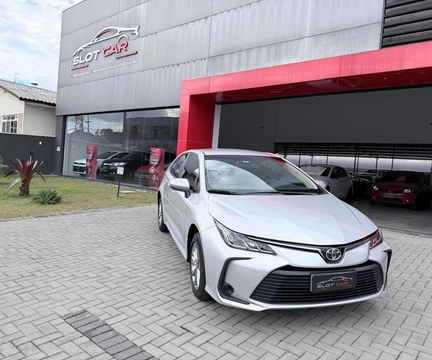 Toyota Corolla 2025 Prata — foto 1 de 3