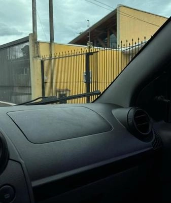imagem-https://www.socarrao.com.br/sc-vehicle-images-prod/4188951/1790687582243-7611257_11_B_1ba0776efe.jpeg