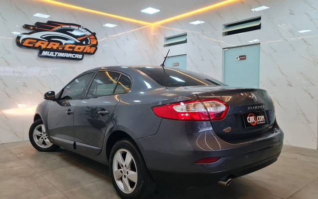 imagem-https://www.socarrao.com.br/sc-vehicle-images-prod/4188966/1790687698900-NSAoNSkuanBn.jpg