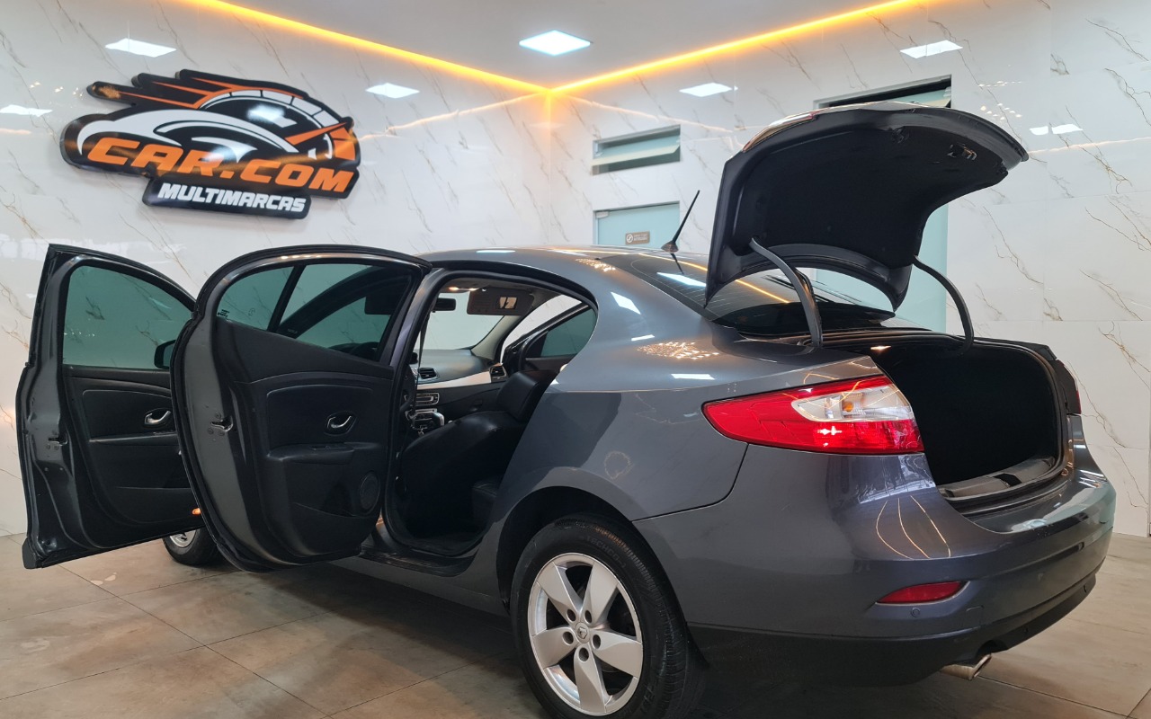 imagem-https://www.socarrao.com.br/sc-vehicle-images-prod/4188966/1790687700396-MTQgKDYpLmpwZw.jpg