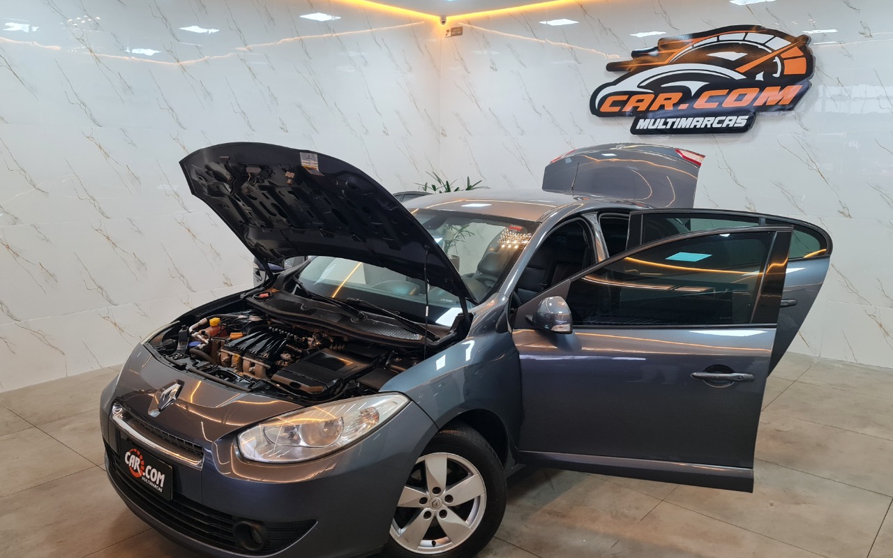 imagem-https://www.socarrao.com.br/sc-vehicle-images-prod/4188966/1790687700547-MTUgKDYpLmpwZw.jpg