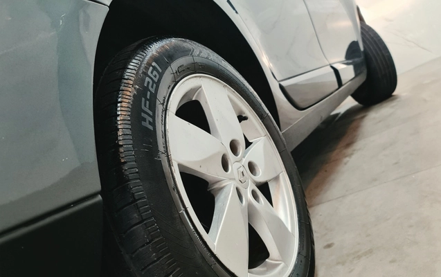 imagem-https://www.socarrao.com.br/sc-vehicle-images-prod/4188966/1790687701018-MTggKDQpKDEpLmpwZw.jpg