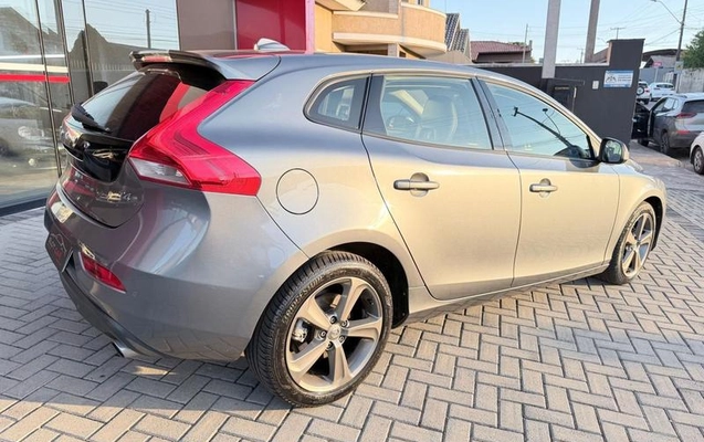 imagem-https://www.socarrao.com.br/sc-vehicle-images-prod/4189013/1790687784403-8447011_1_B_9e5ef72e1f.jpeg