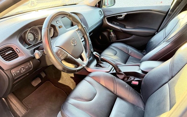 imagem-https://www.socarrao.com.br/sc-vehicle-images-prod/4189013/1790687784412-8447011_5_B_4c845ad9bd.jpeg