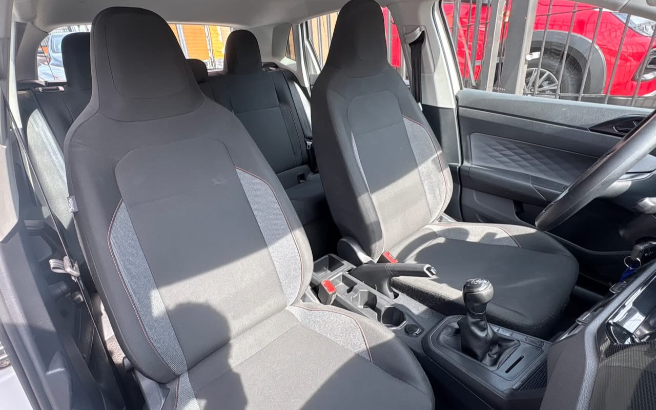imagem-https://www.socarrao.com.br/sc-vehicle-images-prod/4189017/1790687788269-V2hhdHNBcHAgSW1hZ2UgMjAyNi0wOS0yOSBhdCAxMC4xMC40NC5qcGVn.jpeg