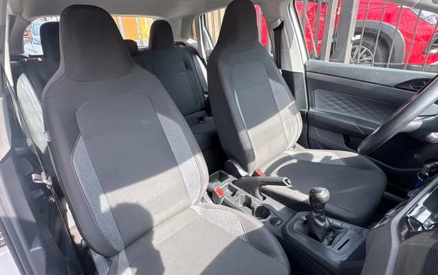 imagem-https://www.socarrao.com.br/sc-vehicle-images-prod/4189017/1790687788269-V2hhdHNBcHAgSW1hZ2UgMjAyNi0wOS0yOSBhdCAxMC4xMC40NC5qcGVn.jpeg