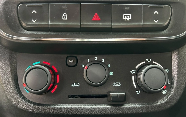 imagem-https://www.socarrao.com.br/sc-vehicle-images-prod/4189231/1790688118706-V2hhdHNBcHAgSW1hZ2UgMjAyNi0wOS0yOSBhdCAxMC4xNS41OSAoMSkuanBlZw.jpeg