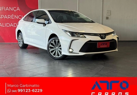 Toyota Corolla 2022 Branco — foto 1 de 3