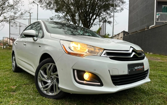 imagem-https://www.socarrao.com.br/sc-vehicle-images-prod/4189474/1790688737263-V2hhdHNBcHAgSW1hZ2UgMjAyNi0wOS0yOSBhdCAxMC4yNC40MCAoMSkuanBlZw.jpeg