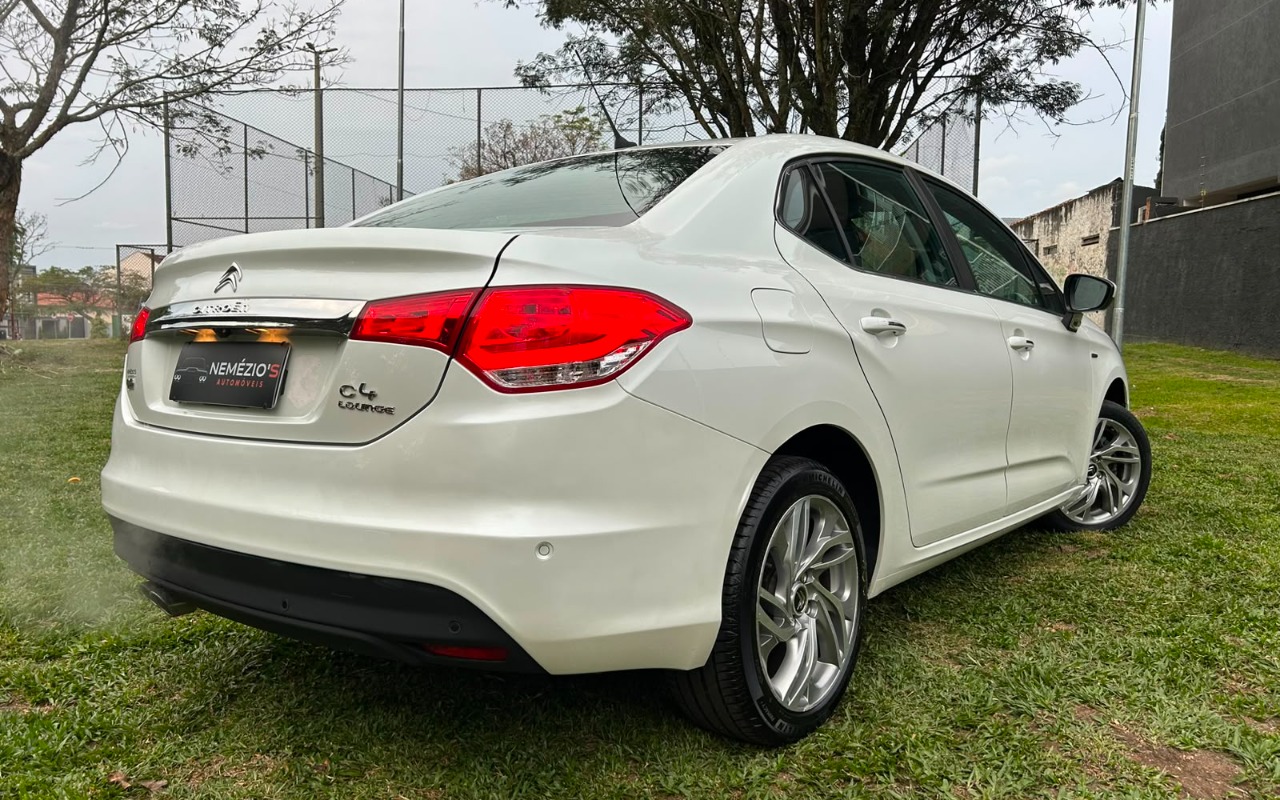 imagem-https://www.socarrao.com.br/sc-vehicle-images-prod/4189474/1790688737420-V2hhdHNBcHAgSW1hZ2UgMjAyNi0wOS0yOSBhdCAxMC4yNC40MS5qcGVn.jpeg