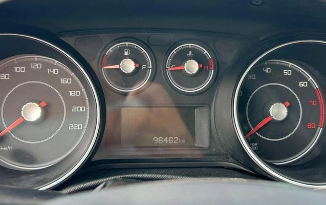 imagem-https://www.socarrao.com.br/sc-vehicle-images-prod/4189493/1790688853411-8516878_4_B_f05c73e940.jpeg