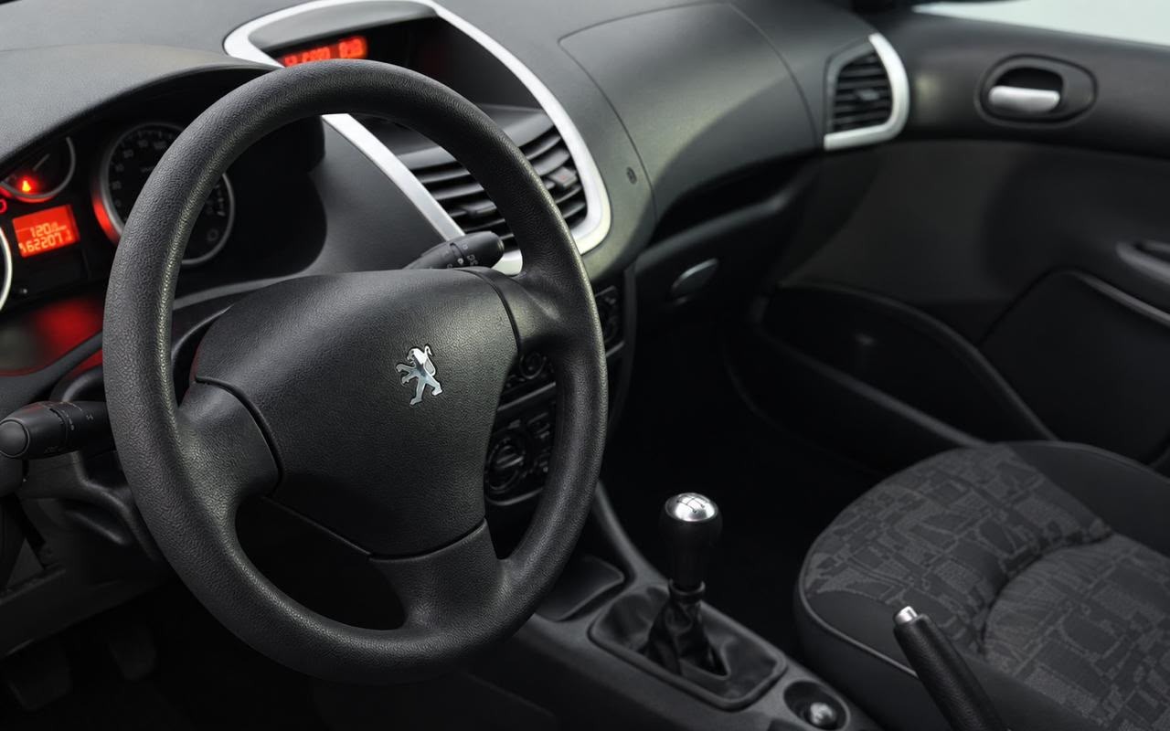 imagem-https://www.socarrao.com.br/sc-vehicle-images-prod/4189820/1790689605827-V2hhdHNBcHAgSW1hZ2UgMjAyNi0wOS0yOSBhdCAxMC4yNi4zNiAoMykuanBlZw.jpeg