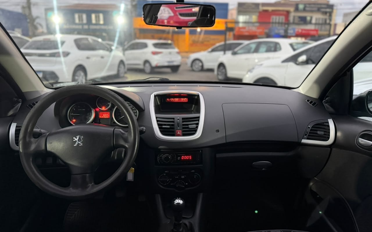 imagem-https://www.socarrao.com.br/sc-vehicle-images-prod/4189820/1790689605881-V2hhdHNBcHAgSW1hZ2UgMjAyNi0wOS0yOSBhdCAxMC4yNi4zNiAoNCkuanBlZw.jpeg