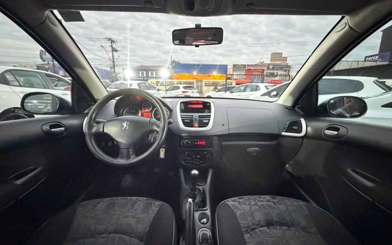 imagem-https://www.socarrao.com.br/sc-vehicle-images-prod/4189820/1790689605930-V2hhdHNBcHAgSW1hZ2UgMjAyNi0wOS0yOSBhdCAxMC4yNi4zNy5qcGVn.jpeg