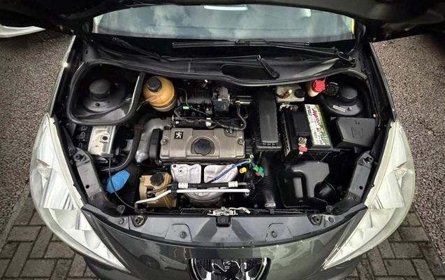 imagem-https://www.socarrao.com.br/sc-vehicle-images-prod/4189820/1790689605977-V2hhdHNBcHAgSW1hZ2UgMjAyNi0wOS0yOSBhdCAxMC4yNi4zNyAoMSkuanBlZw.jpeg