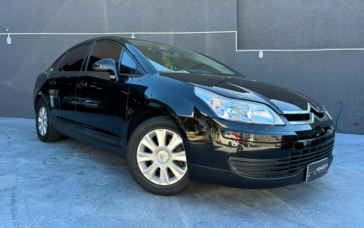 imagem-https://www.socarrao.com.br/sc-vehicle-images-prod/4189824/1790689614684-V2hhdHNBcHAgSW1hZ2UgMjAyNi0wOS0yOSBhdCAxMC40MC40Ni5qcGVn.jpeg