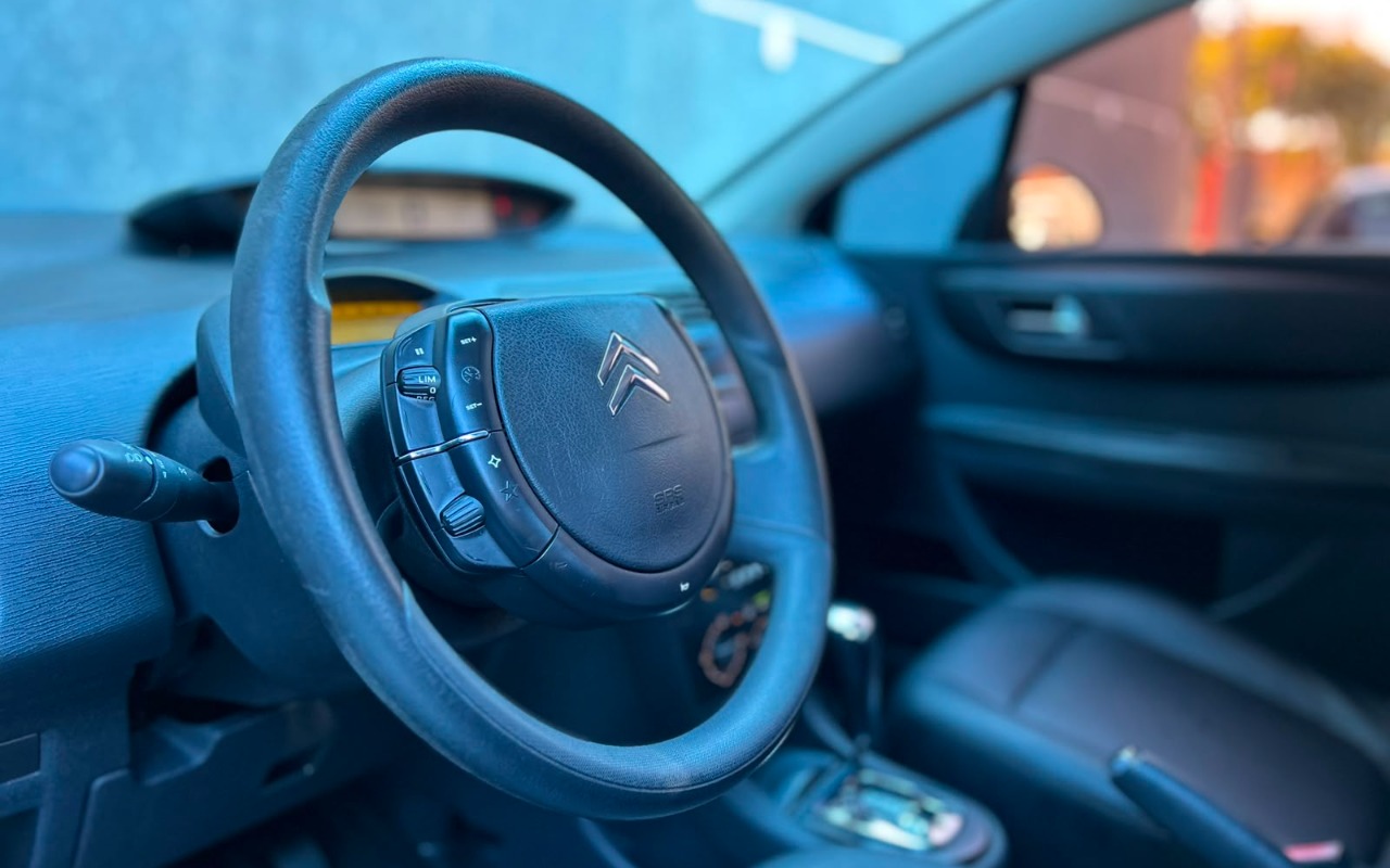 imagem-https://www.socarrao.com.br/sc-vehicle-images-prod/4189824/1790689614969-V2hhdHNBcHAgSW1hZ2UgMjAyNi0wOS0yOSBhdCAxMC40MC40NyAoMikuanBlZw.jpeg