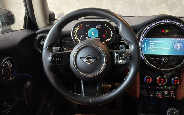 imagem-https://www.socarrao.com.br/sc-vehicle-images-prod/4189837/1790693872449-c33cc9d9-4607-4135-8cf4-e0b2f6f40c49.jpg