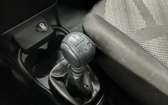 imagem-https://www.socarrao.com.br/sc-vehicle-images-prod/4189850/1791551039114-C5ecAlefiqiOUGGdFBc2ys2KZNxEpAy2.jpg