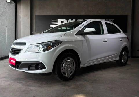 Chevrolet Onix 2013 Branco — foto 1 de 3