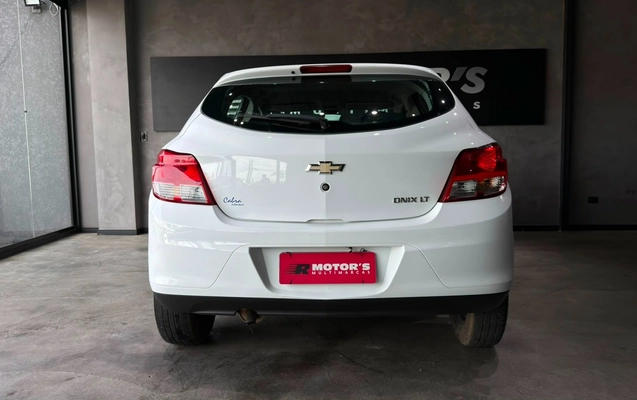 imagem-https://www.socarrao.com.br/sc-vehicle-images-prod/4189858/1790689857858-137177bd-9c57-4100-8c8b-93287e5a0af8.jpg