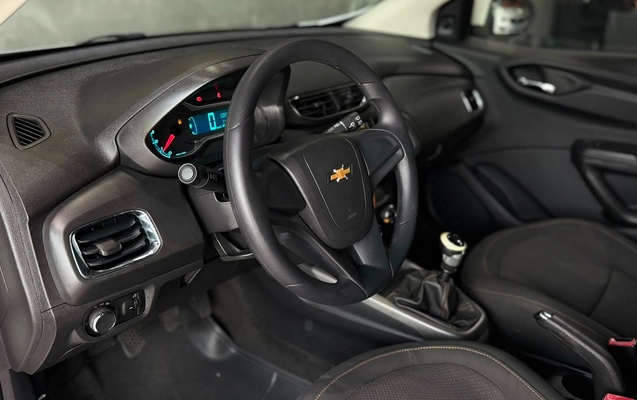 imagem-https://www.socarrao.com.br/sc-vehicle-images-prod/4189858/1790689857859-757bd2d0-8286-4e63-b9fc-d757a2e526f6.jpg