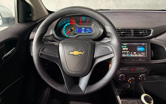 imagem-https://www.socarrao.com.br/sc-vehicle-images-prod/4189858/1790689857859-85debad4-4957-41b9-8e97-290ee2e91b6d.jpg