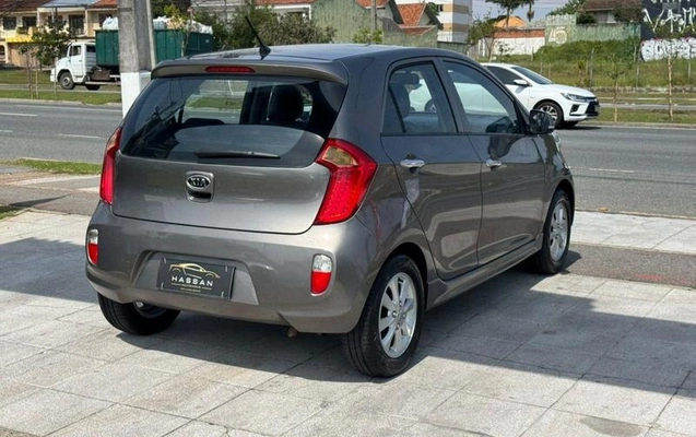 imagem-https://www.socarrao.com.br/sc-vehicle-images-prod/4189859/1790711320924-8523514_6_B_df6a0b6665.jpeg