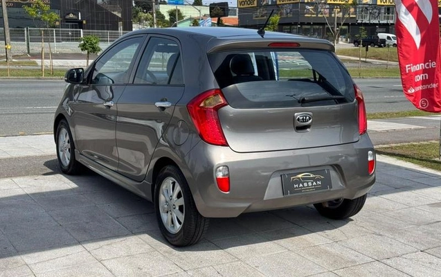 imagem-https://www.socarrao.com.br/sc-vehicle-images-prod/4189859/1790711320928-8523514_4_B_1822bb8c3c.jpeg