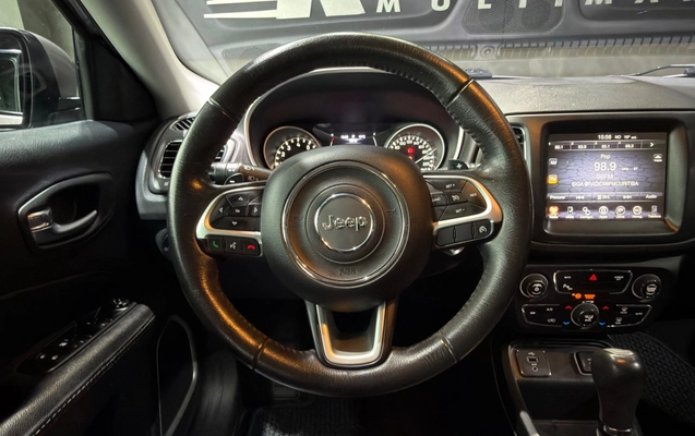 imagem-https://www.socarrao.com.br/sc-vehicle-images-prod/4189861/1790689884811-efd9502d-3d72-4d00-8eb3-d51118ca8752.jpg