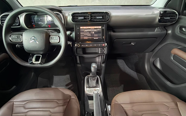imagem-https://www.socarrao.com.br/sc-vehicle-images-prod/4189907/1790690026112-e1ef58e8-ca7d-43f5-a77d-c47cf83636aa.jpg