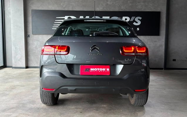 imagem-https://www.socarrao.com.br/sc-vehicle-images-prod/4189907/1792517915035-ebd16ac4-2914-47ef-b50f-c10b43ea8bec.jpg