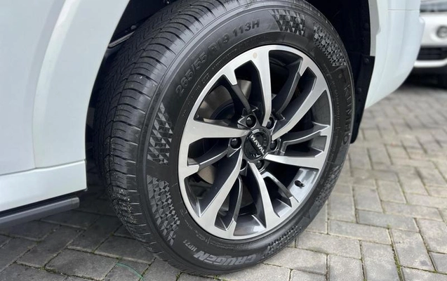 imagem-https://www.socarrao.com.br/sc-vehicle-images-prod/4190146/1790690671677-8501740_7_B_7437db72b8.jpeg