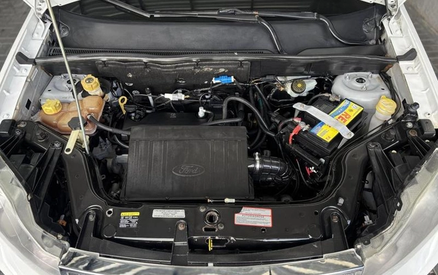 imagem-https://www.socarrao.com.br/sc-vehicle-images-prod/4190284/1791634455843-8517680_11_B_30fcd7fd87.jpeg