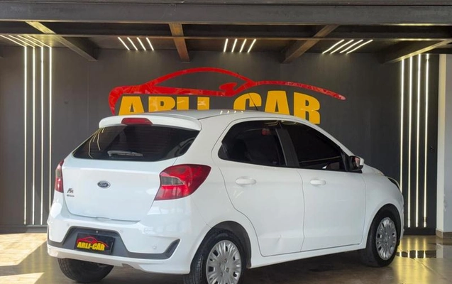 imagem-https://www.socarrao.com.br/sc-vehicle-images-prod/4190411/1790777343757-8523669_3_B_924b83bfa0.jpeg