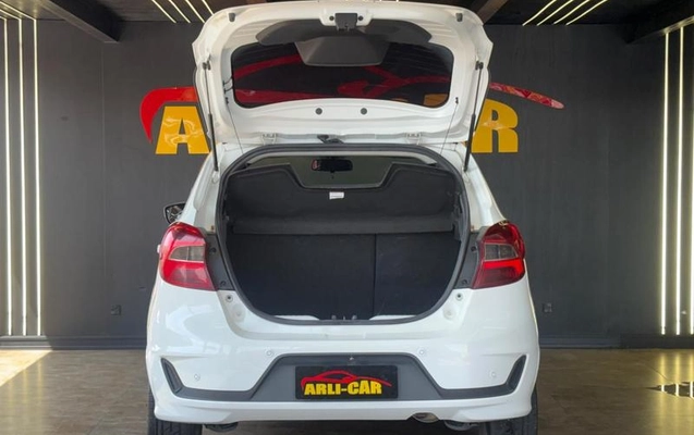 imagem-https://www.socarrao.com.br/sc-vehicle-images-prod/4190411/1790777343764-8523669_7_B_baeb2491b9.jpeg