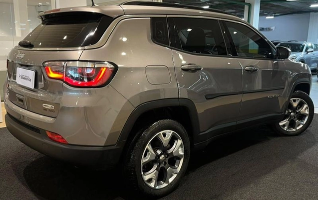 imagem-https://www.socarrao.com.br/sc-vehicle-images-prod/4190468/1790769161448-8524091_3_B_894a2cb4a2.jpeg